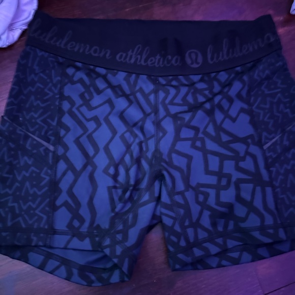 LULULEMON BLACK AND BLUE SHORTz - Picture 3 of 3